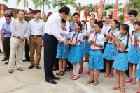 Cố chủ tịch nước Trần Đại Quang thăm và là việc tại xã Nghĩa Đồng năm 2017